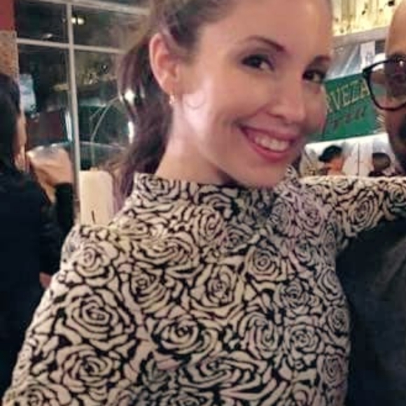 H&M Divided Size S Black & White Cropped Mock Turtleneck Top - Picture 6 of 6